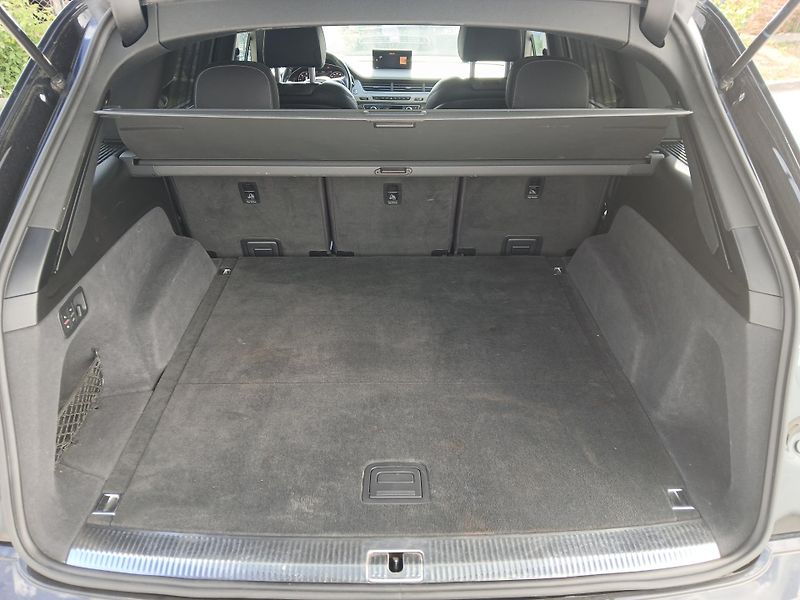 Audi Q7 (2016) 3,0TDi S line - fotka 19 z 19