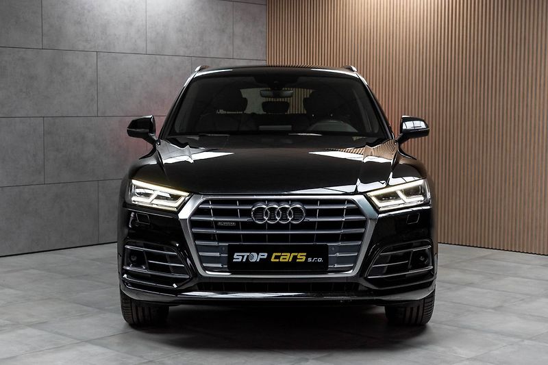 Audi Q5 40 TDI S-LINE* REZERVACE - fotka 2 z 38