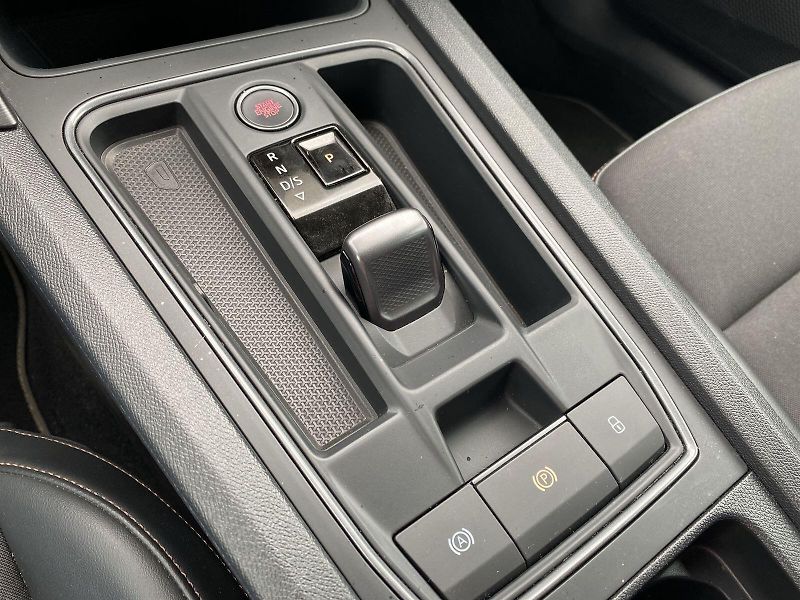 Cupra Formentor (2024) 1.5 TSI DSG - fotka 15 z 37