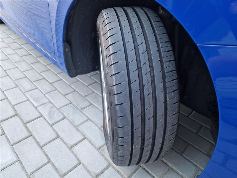 Škoda Octavia 2.0 TDI Style,původ ČR,1.Maj - fotka 47 z 50