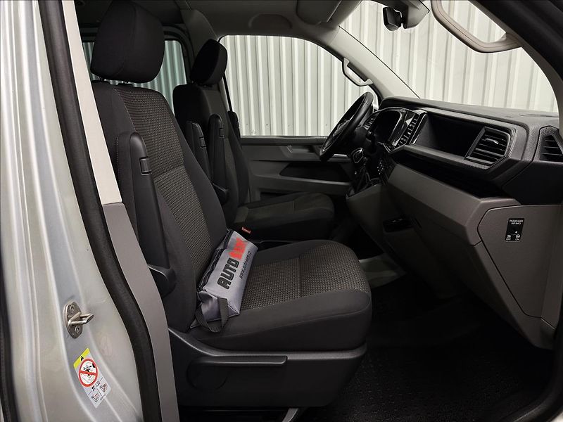 Volkswagen Transporter 2.0TDI 146kW DSG 4MOTION LONG - fotka 34 z 40
