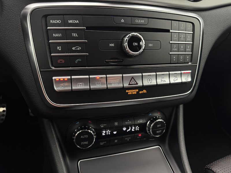 Mercedes-Benz GLA 220i*135kw*4x4*CZ*AMG - fotka 25 z 46
