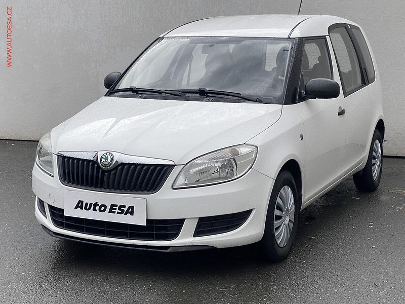 Škoda Roomster (2011) 1.2i, ČR, STK5/28 - fotka 3 z 14