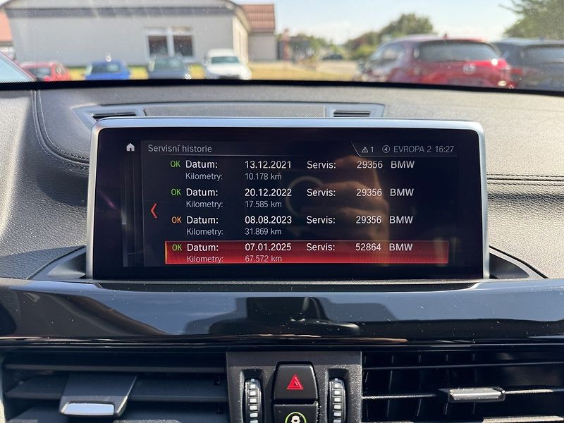 BMW X1 (2020) 2.0d Xdrive Navi 4x4 LED - fotka 38 z 50