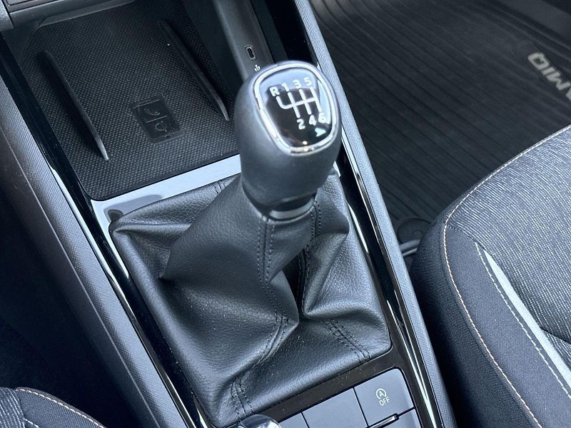 Škoda Kamiq (2023) 1.0 TSI Style - fotka 15 z 30
