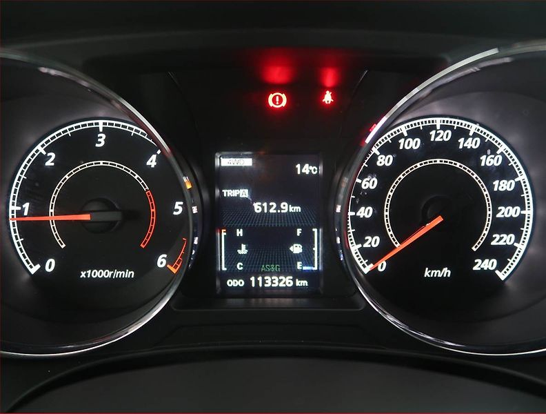 Peugeot 4008 (2012) 1.8 HDI, 4X4, Navi, Xenony - fotka 11 z 14