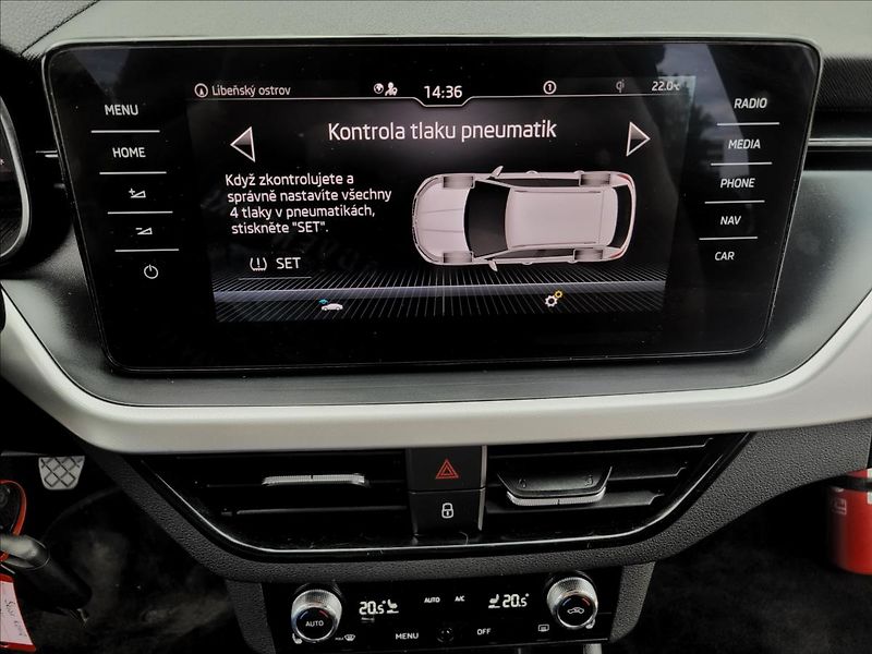 Škoda Kamiq 1,0 TSI,TFT,NAVI,VÝHŘEV,KLIMA - fotka 35 z 50