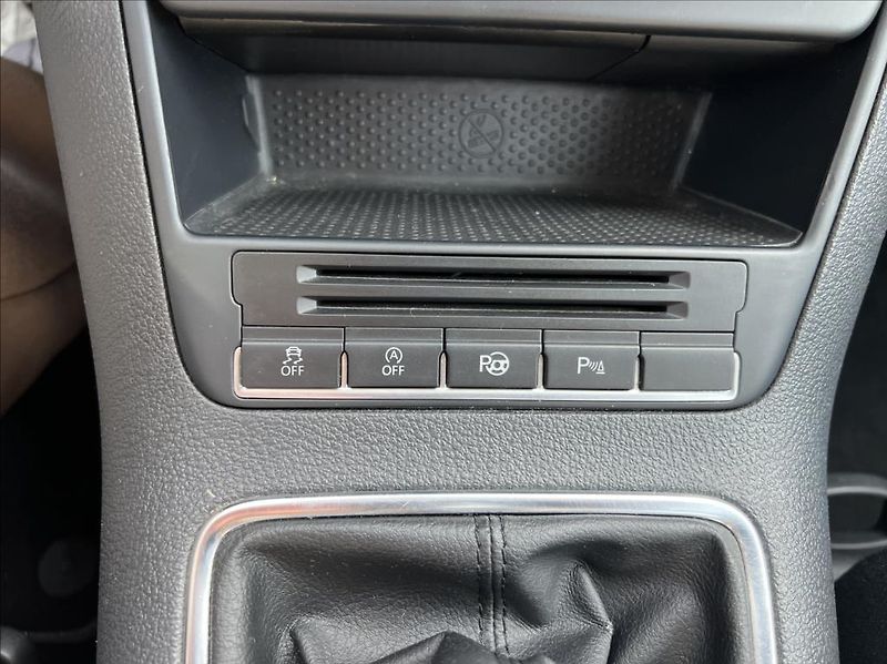 Volkswagen Tiguan 1,4 Tsi trend&Fun - fotka 26 z 28