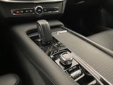 Volvo V90 B4 MOMENTUM AUT  - náhled 26