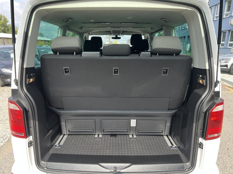 Volkswagen Multivan 2.0TDi 110kw 7MÍST TAŽNÉ ALU - fotka 27 z 38