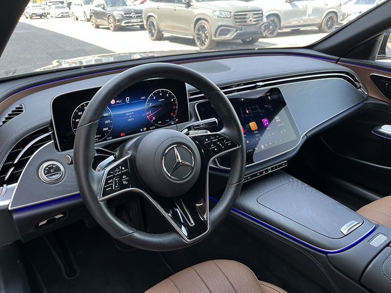 Mercedes-Benz Třídy E 200 4MATIC Avantgarde - fotka 10 z 18