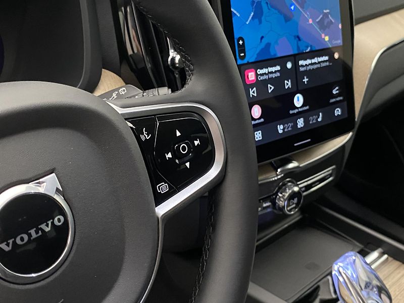 Volvo XC60 T6 AWD RECHARGE DARK PLUS CZ - fotka 21 z 62