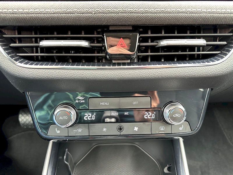Škoda Fabia (2025) 1,0 TSI / 85 KW / DSG / Top Se - fotka 22 z 30