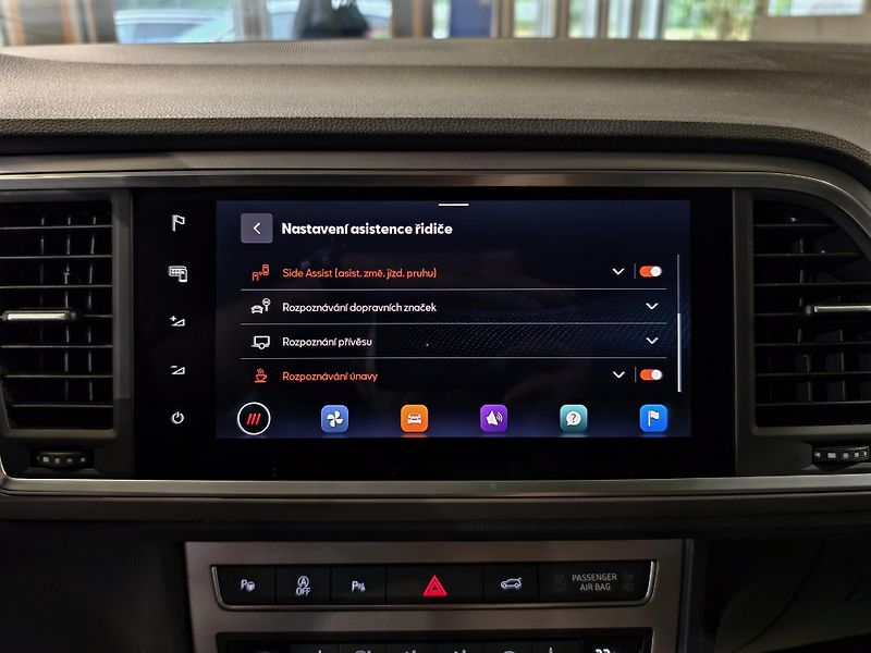 Seat Ateca 1.5 TSi 110kW A/T XCELLENCE ČR - fotka 17 z 26