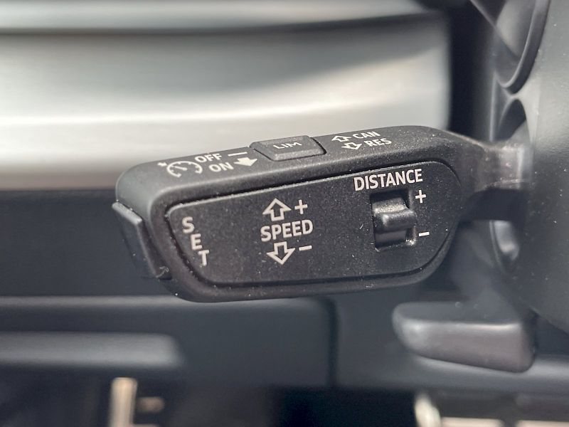 Audi Q8 (2023) 50 TDI 210 kW Quattro S-Line T - fotka 8 z 35