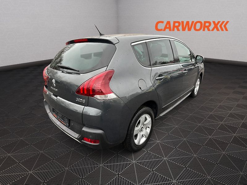 Peugeot 3008 (2015) 2.0Hdi 110kw Allure - fotka 7 z 22