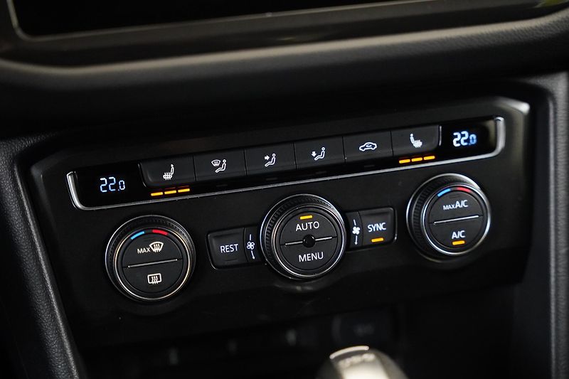 Volkswagen Tiguan - fotka 22 z 25