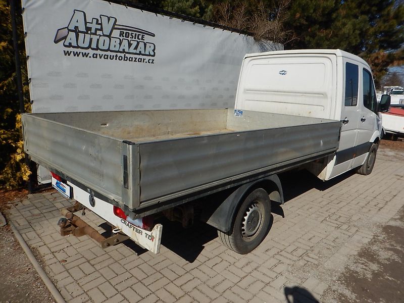 Volkswagen Crafter 2.0 TDI, ČR, 7 MÍST, VALNÍK - fotka 8 z 27