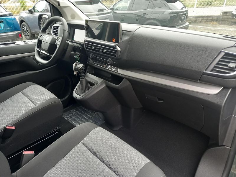 Peugeot Traveller (2026) Active L2 2.2 BlueHDi 150 man - fotka 10 z 26