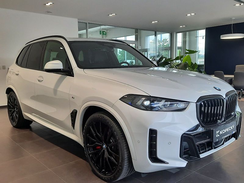 BMW X5 (2026) xDrive 30d M Sport - fotka 3 z 13
