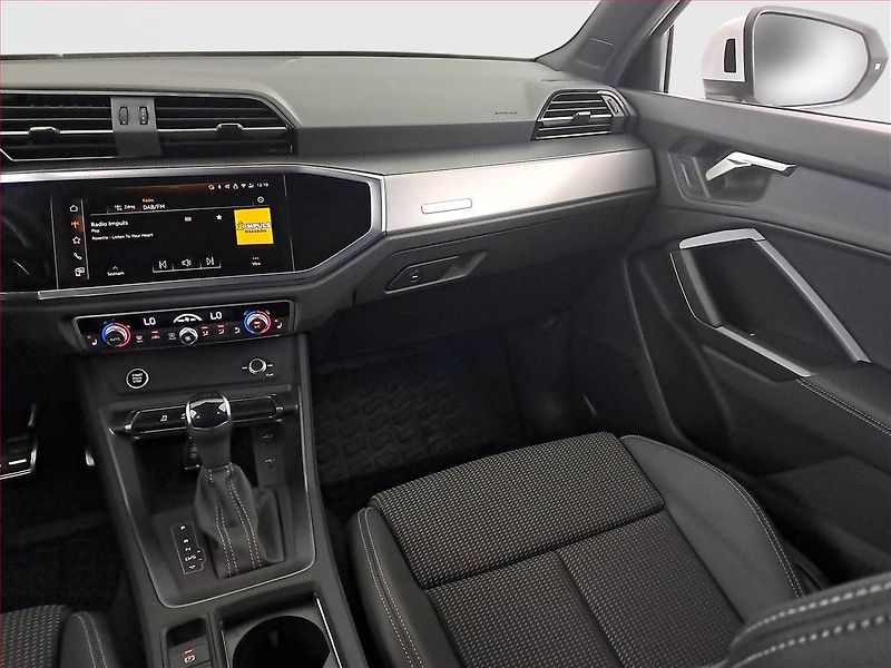 Audi Q3 (2025) 35 TFSI - fotka 8 z 21