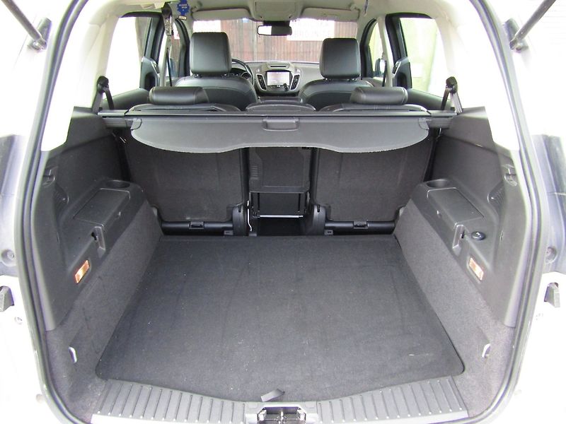 Ford Grand C-MAX (2016) 1.5 TDCi 88kW - fotka 22 z 37