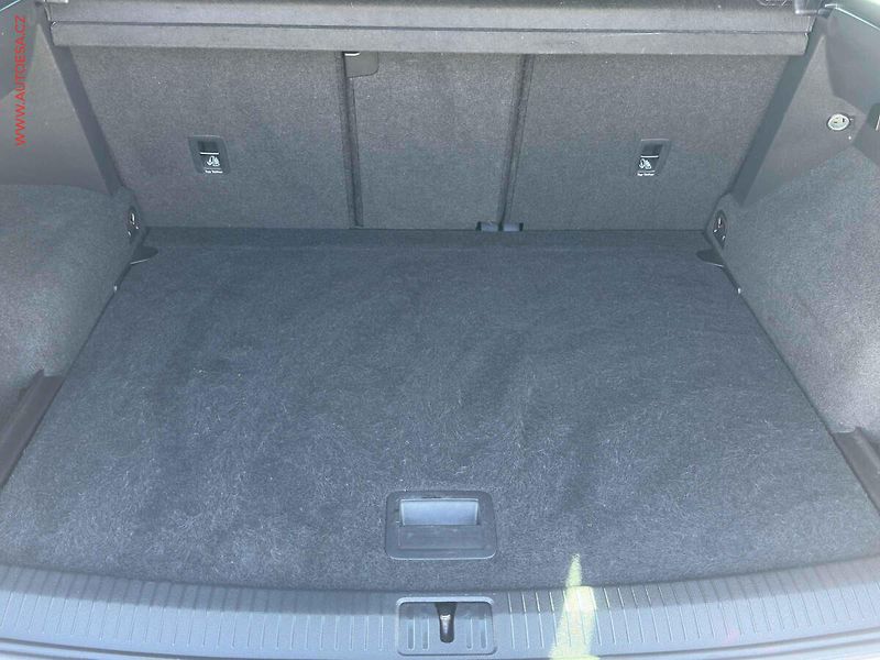 Volkswagen Tiguan (2019) 1.5 TSI, ČR, Marathon, STK6 - fotka 7 z 23