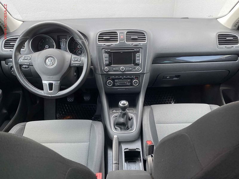 Volkswagen Golf (2011) 1.4 TSi, Comfortline - fotka 8 z 18