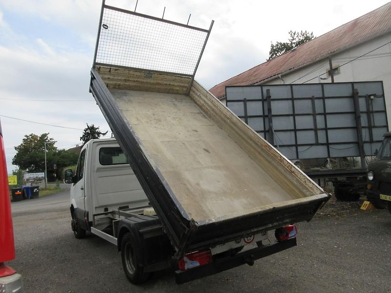 Volkswagen Crafter 2,5TDi, sklápěcí S1 - fotka 11 z 24
