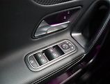 Mercedes-Benz Třídy A (2024) A 200 d - náhled 19