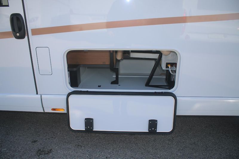 Carthago (2026) c2-tourer I 143 KB LE light - fotka 16 z 77