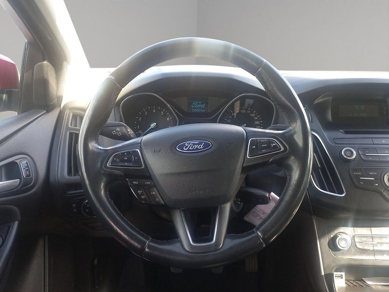 Ford Focus (2017) 1.0 74 kW, 1MAJ, ČR, SERVIS - fotka 9 z 12