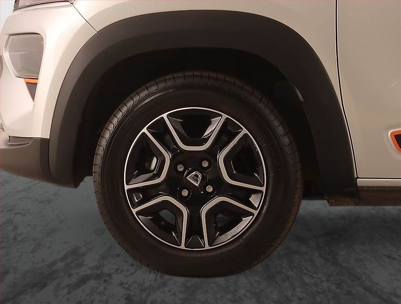 Dacia Spring (2022) Electric 45 (27 kWh), SoH 91% - fotka 15 z 22