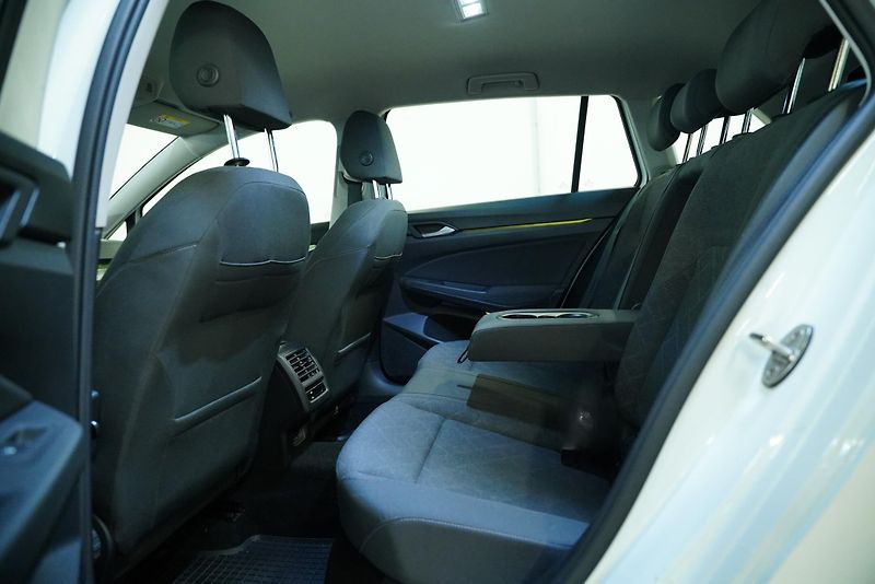 Volkswagen Golf - fotka 27 z 28