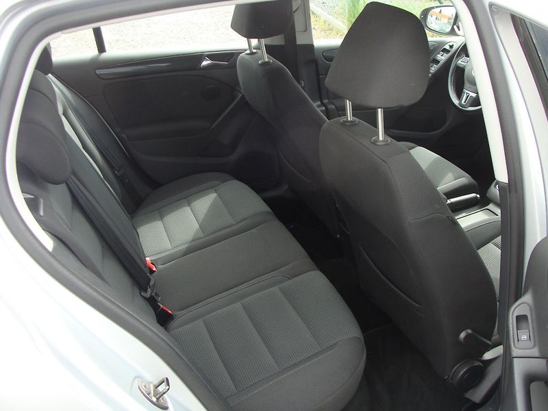 Volkswagen Golf 1.4 TSi, Comfortline - fotka 17 z 24