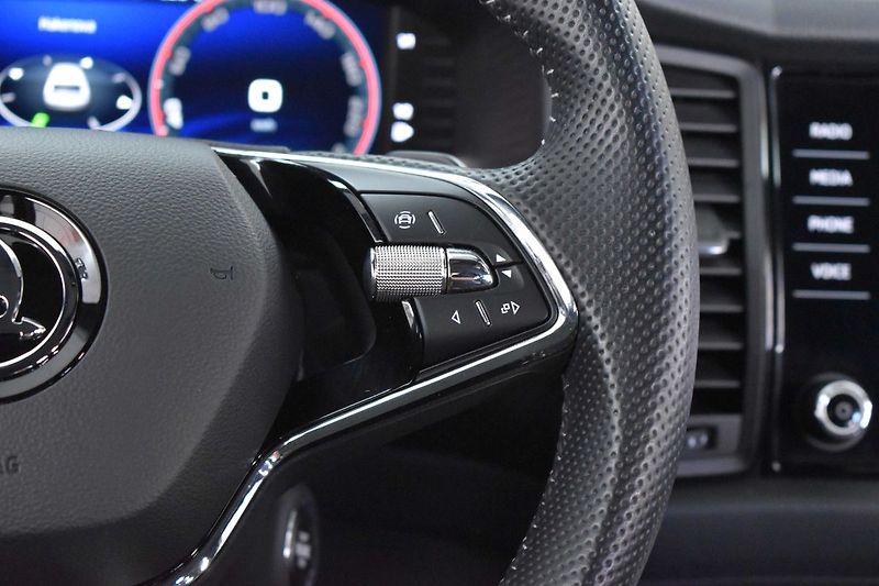 Škoda Kodiaq 1.5 TSI SPORTLINE*DPH*ČR 1.MAJ - fotka 21 z 45