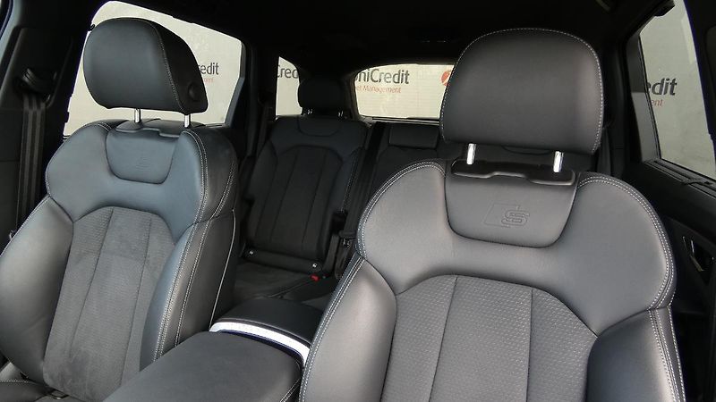 Audi Q7 50 TDI quattro Tiptronic S lin - fotka 7 z 26