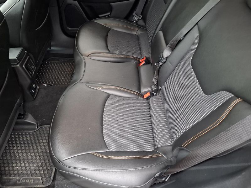 Jeep Compass (2020) 1,4 multiair turbo - fotka 6 z 12