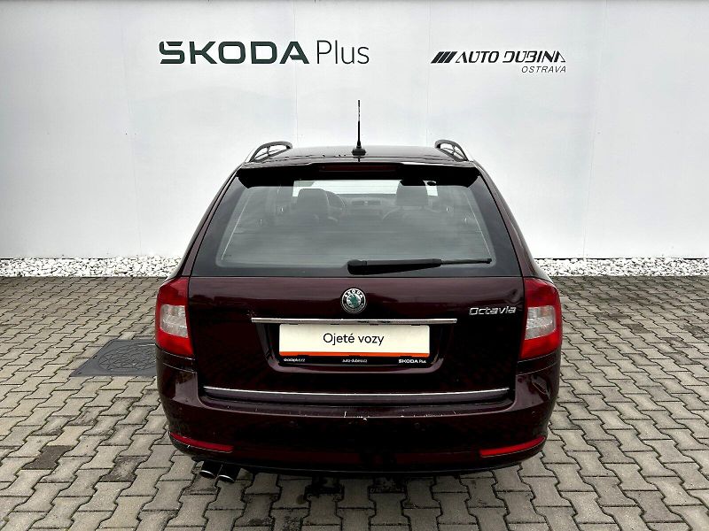 Škoda Octavia (2012) Combi 2.0 TDI 103kW 4x4 MP6 L& - fotka 6 z 33