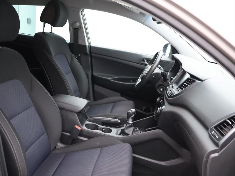 Hyundai Tucson 1,6 T-GDI 130kW Best of Czech - fotka 11 z 29