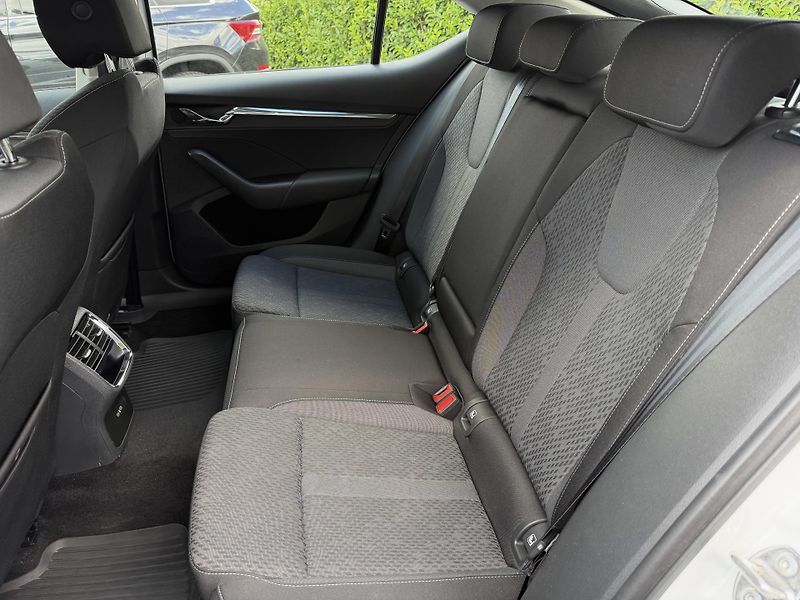 Škoda Octavia (2021) 1.0 tsi 81 kW e-tec/DPH - fotka 12 z 21