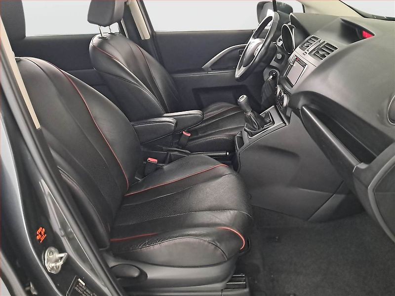 Mazda 5 (2011) 1.6 D, 7 míst, Eko.zaplacen - fotka 9 z 17
