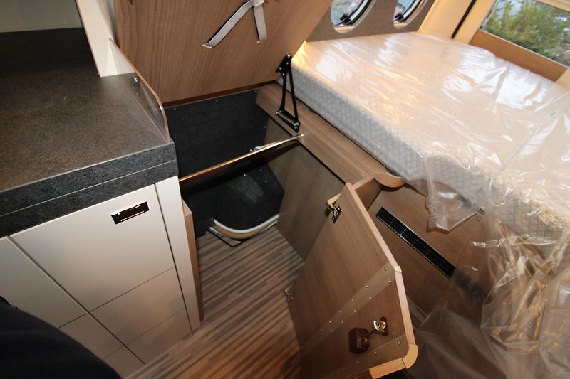 Malibu (2026) Van 640 FC výprodej - fotka 45 z 57