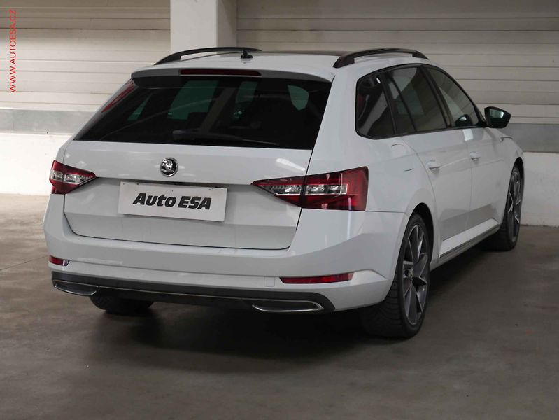 Škoda Superb (2017) 2.0TDi 4x4, Ambition, DSG - fotka 6 z 23