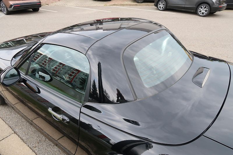 Mazda MX-5 (2010) 2,0G 118 kW Recaro, hardtop - fotka 14 z 32