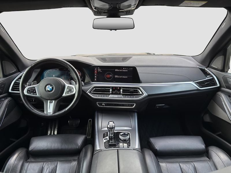 BMW X5 xDrive30d - fotka 4 z 23