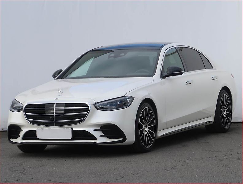 Mercedes-Benz Třídy S (2021) S 400 d 4MATIC - fotka 2 z 24