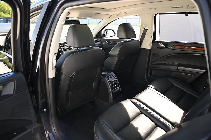 Škoda Superb 2.0TDI 125KW DSG Rezervace - fotka 36 z 56