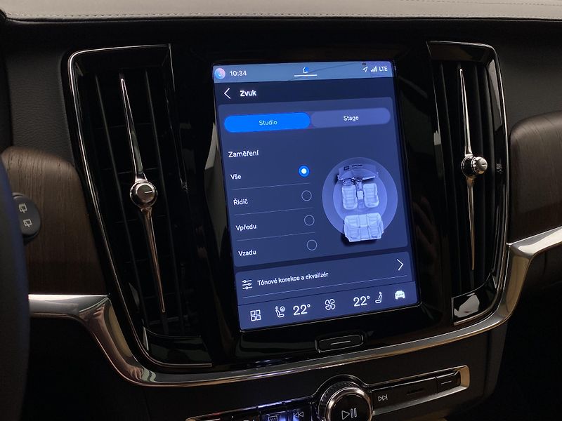 Volvo V90 CC B5 AWD ULTIMATE AUT  - fotka 60 z 66