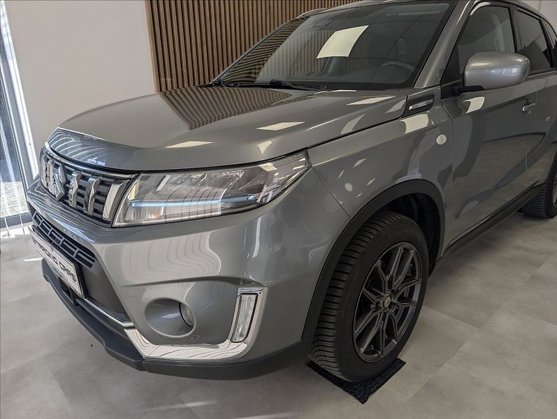 Suzuki Vitara 1.4 HYBRID ALLGRIP - fotka 4 z 34